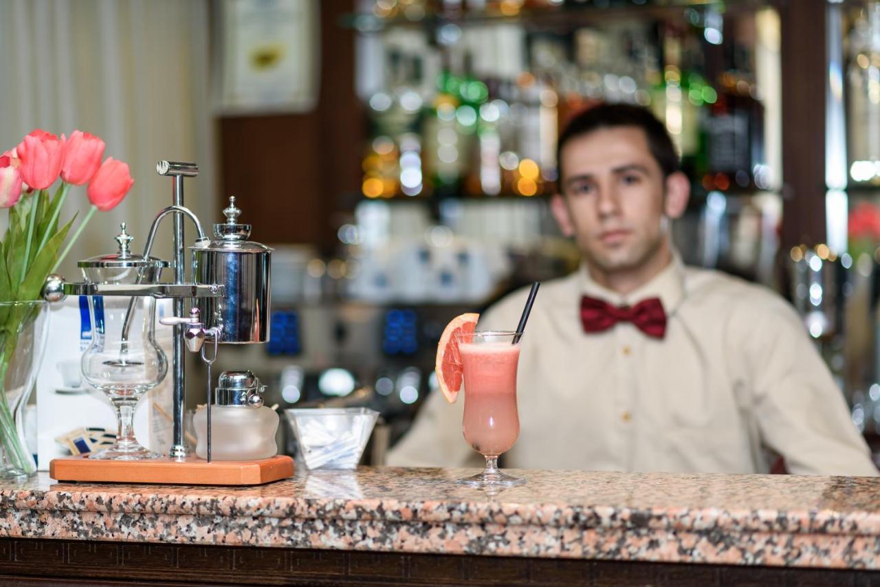 Spa Hotel Medicus Varsec Kültér fotó