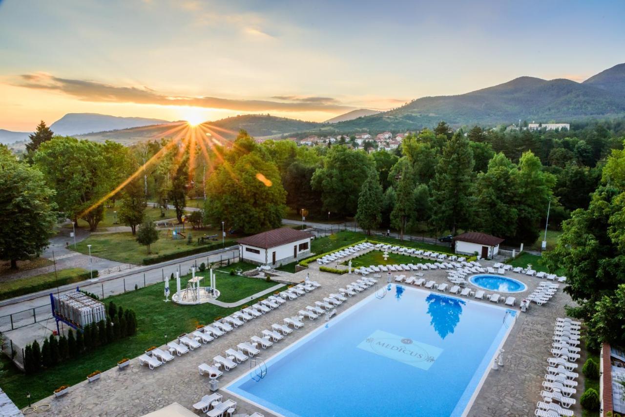 Spa Hotel Medicus Varsec Kültér fotó