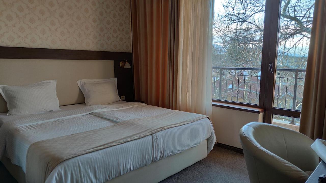 Spa Hotel Medicus Varsec Kültér fotó
