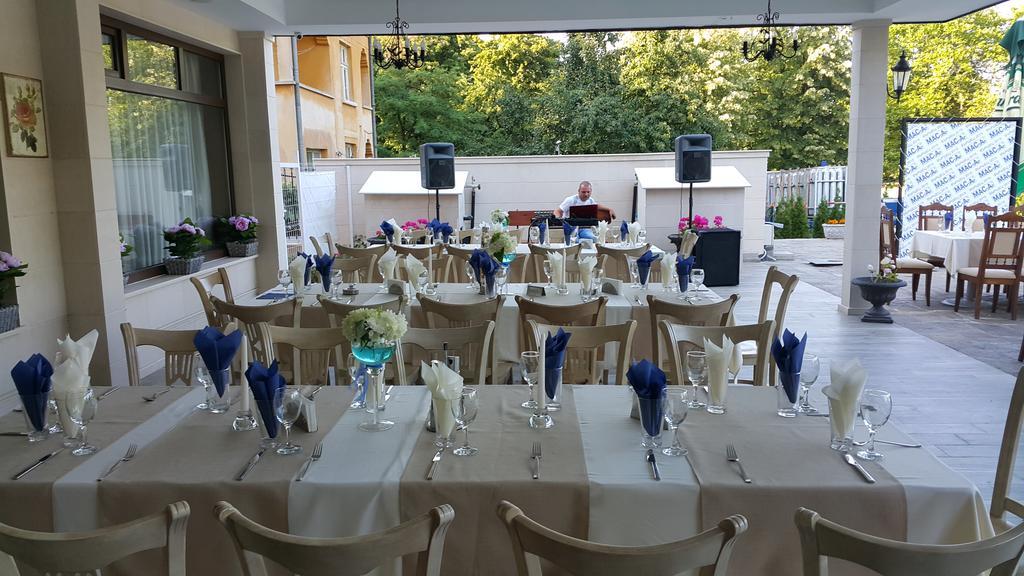 Spa Hotel Medicus Varsec Kültér fotó