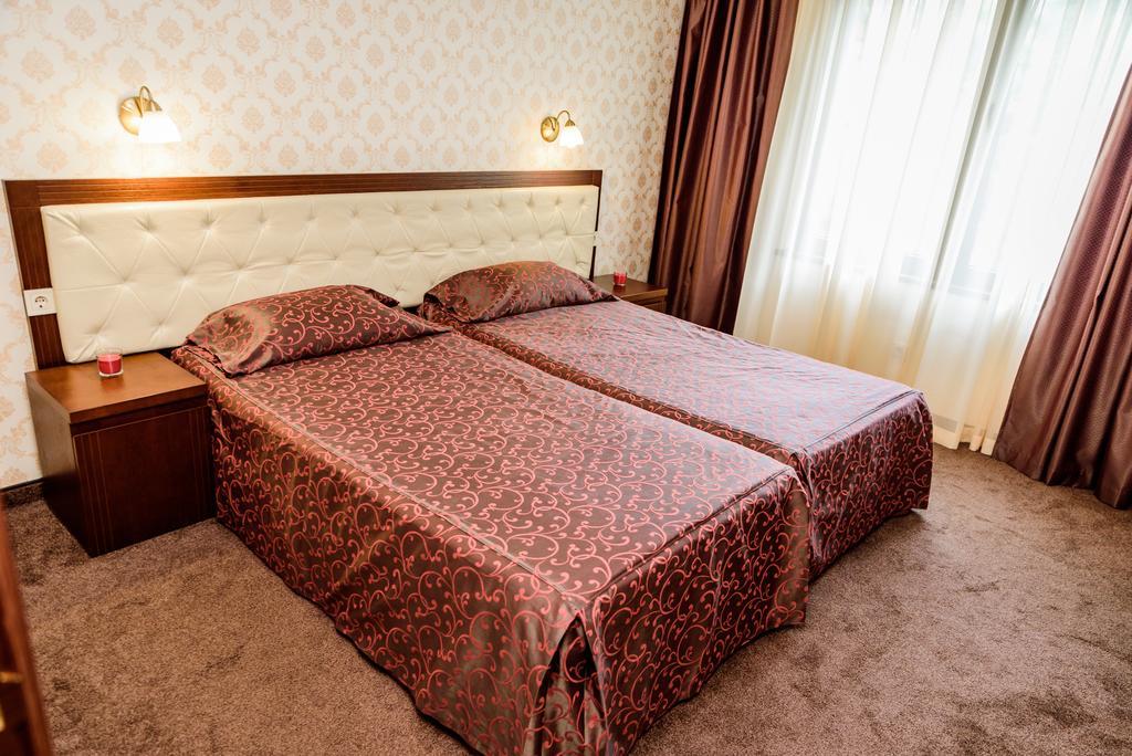 Spa Hotel Medicus Varsec Kültér fotó